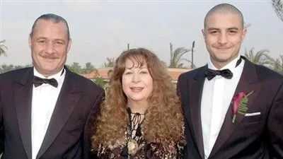 مش عايزة أشوف وشك.. حكاية طرد سمية الألفي لابنها أحمد الفيشاوي قبل وفاتها