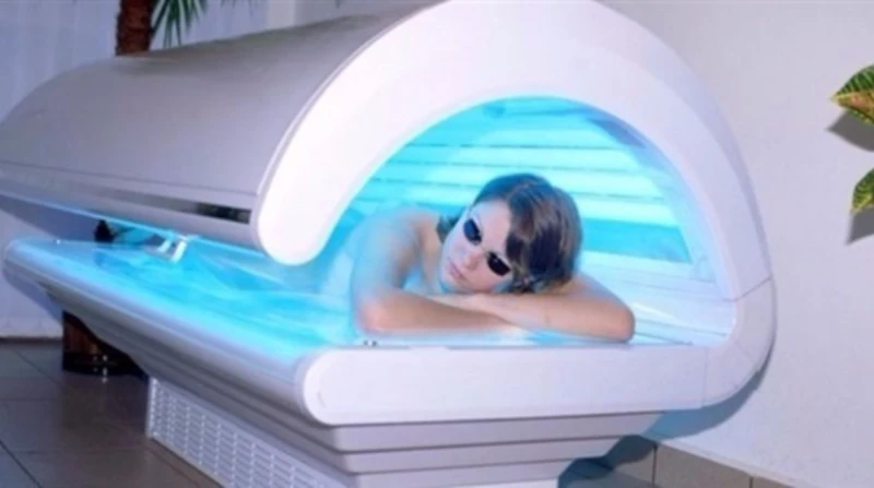 "خطر خلف السمرة"، دراسة: أجهزة التسمير قد تُسبب سرطان الجلد