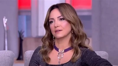 ريهام عبد الغفور بعد صورتها المتداولة: تصوير لقطة "مخلة" لفنان أخطر حالة قانونية