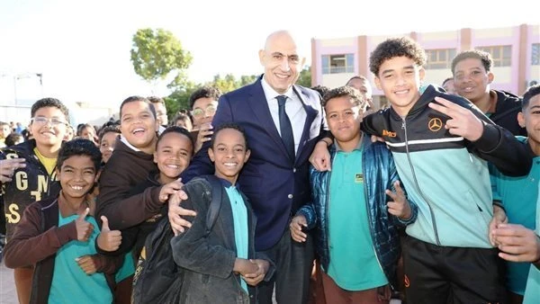 من العام القادم.. تطبيق البكالوريا التكنولوجية وتوزيع تابلت على طلاب التعليم الفني