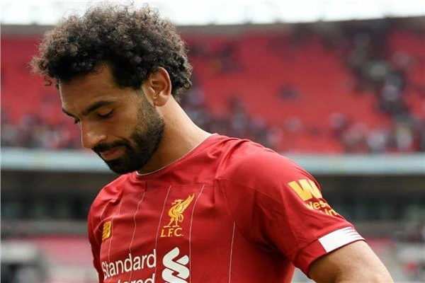 الدوري السعودي يفتح خزائنه… هل يقنعون صلاح بالانتقال؟