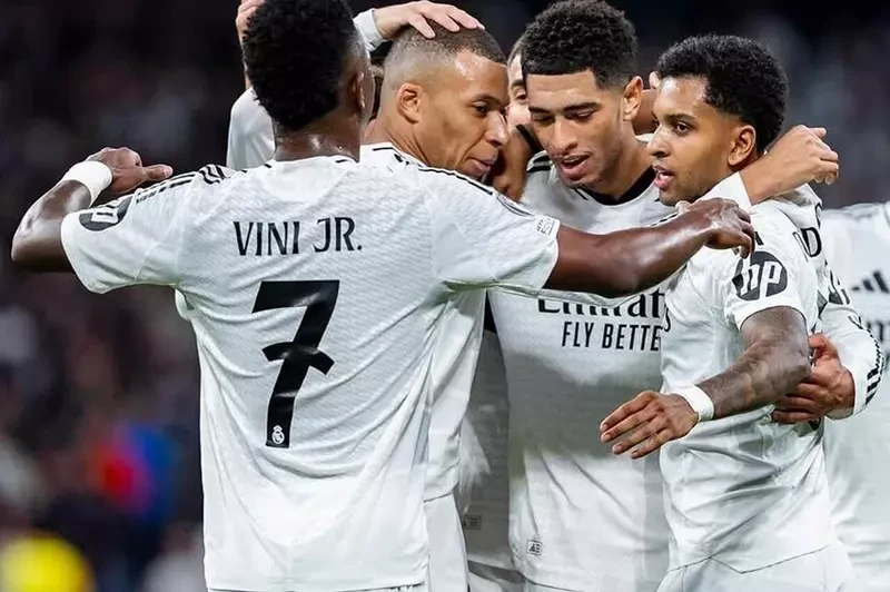 ريال مدريد بالقوة الضاربة في مواجهة إشبيلية