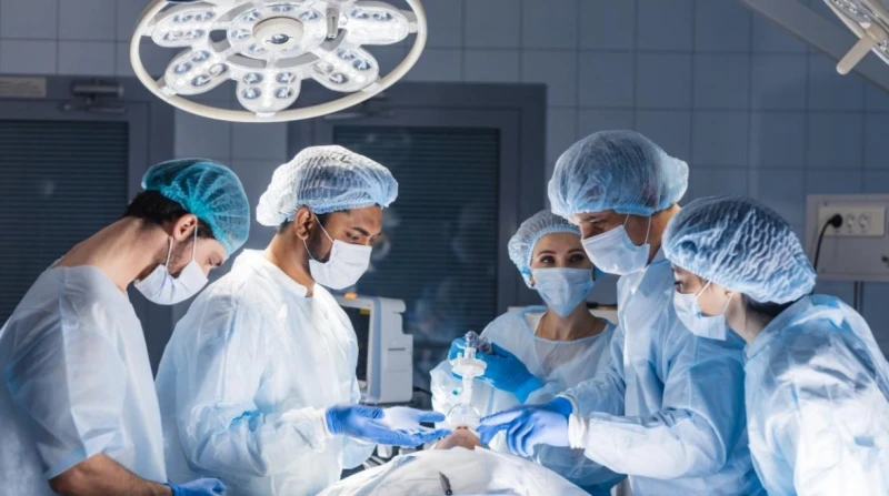 ذكاء اصطناعي ينقذ مرضى شفط الدهون بتوقع حجم فقدان الدم بدقة