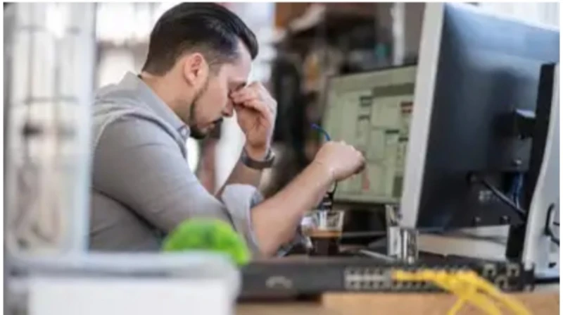 كيف يمكنك مكافحة التوتر المرتبط بالعمل؟