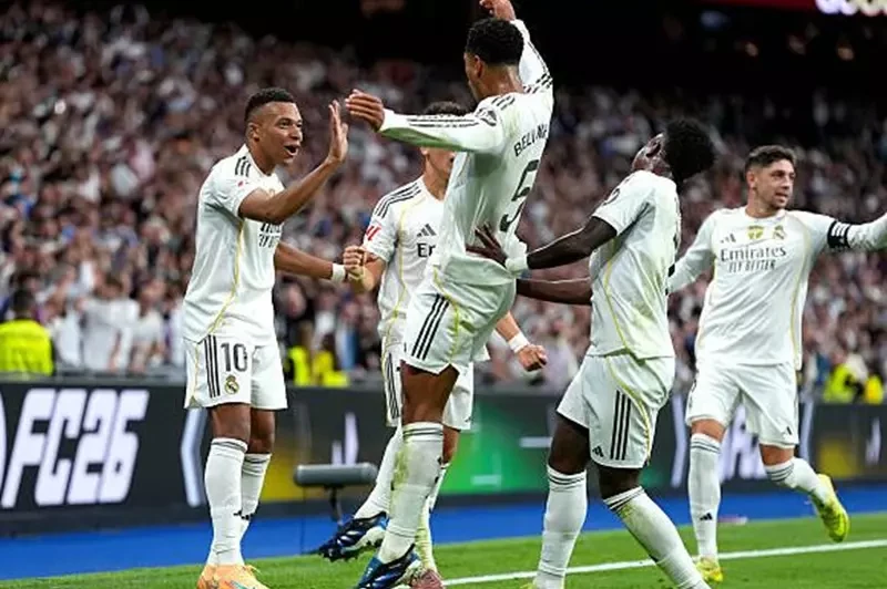 ريال مدريد يعود لسكة السلامة من بوابة ألافيس