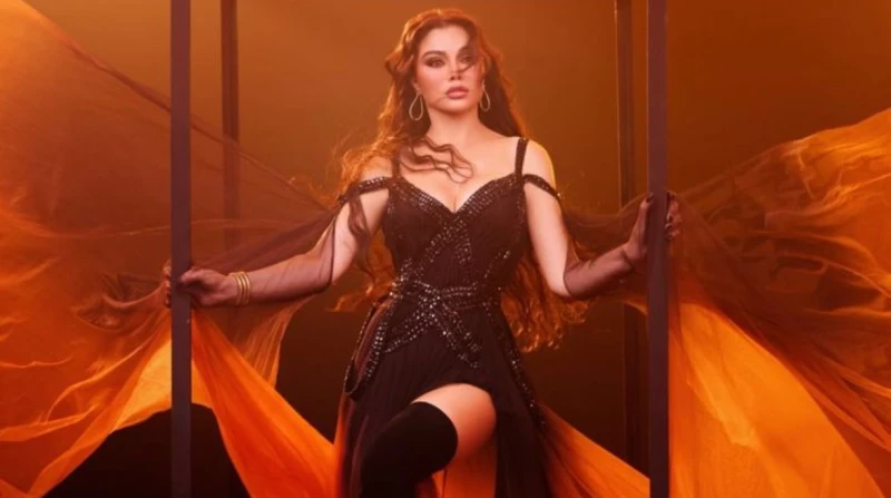 بإطلالات جريئة، هيفاء وهبي امرأة خارقة في كليب “Super Woman”