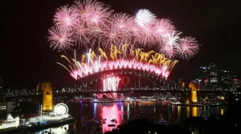 أسعار تذاكر حفلات رأس السنة 2026 بالسعودية، كم وصلت؟