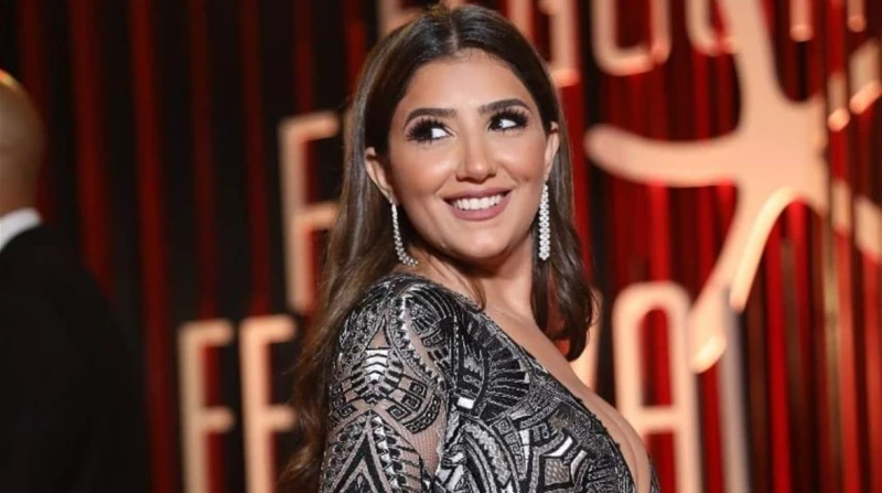 قبل "الست موناليزا"، أشهر إطلالات مي عمر في الدراما الرمضانية