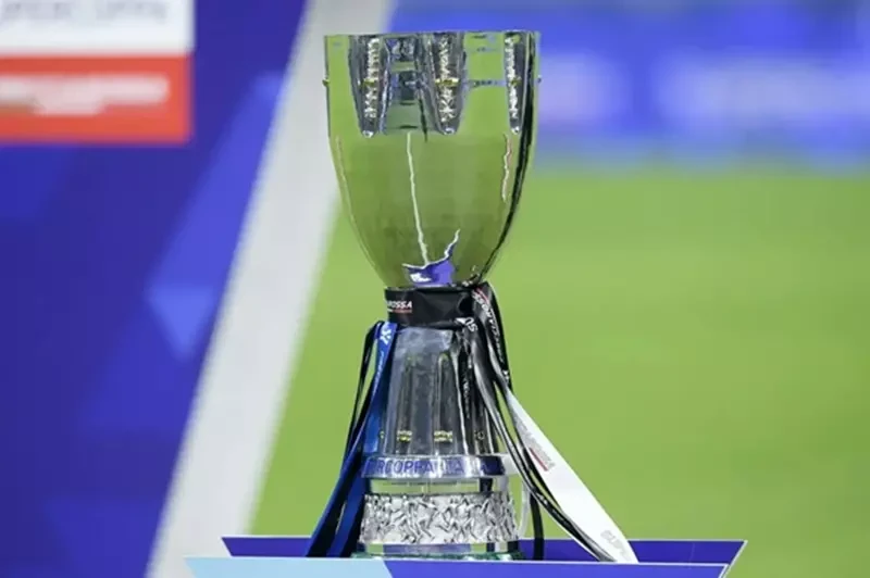 موعد نهائي السوبر الإيطالي 2025 بين نابولي وبولونيا