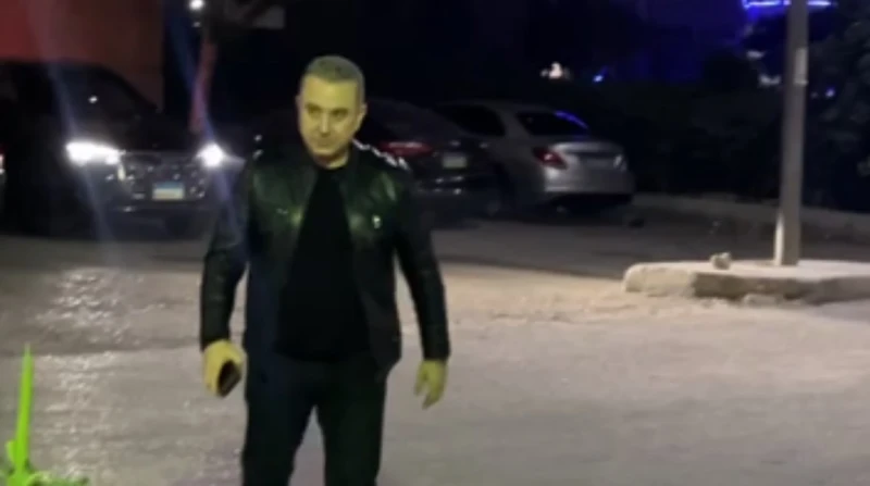 بالأسود، أحمد سعيد عبدالغني في عزاء ابن عمته طارق الأمير