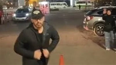 أحمد السقا في المقدمة.. نجوم الفن يتوافدون على عزاء محمد عبد الحميد