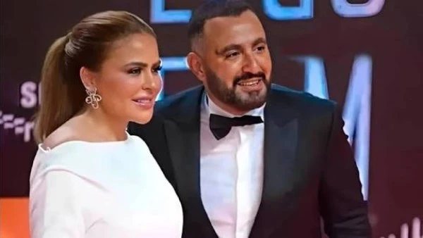 ضغط نفسي.. أحمد السقا يعلق على أزمة طليقته مها الصغير مع سرقة اللوحات