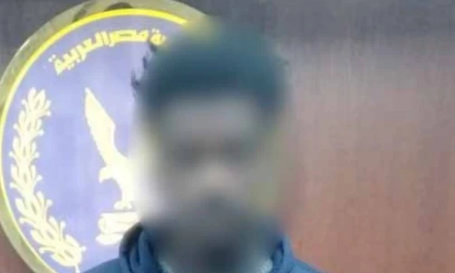 الشاب ده بيتحرش بفتاة اجنية في فندق شهير بوسط القاهرة