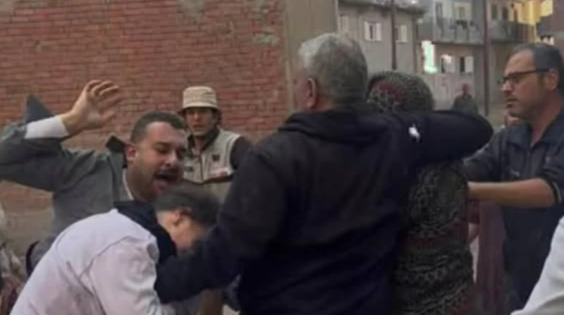 مزقوا ملابسها وسحلوها، التحقيق في واقعة التعدي على فتاة طالبت بميراث والدتها بالشرقية