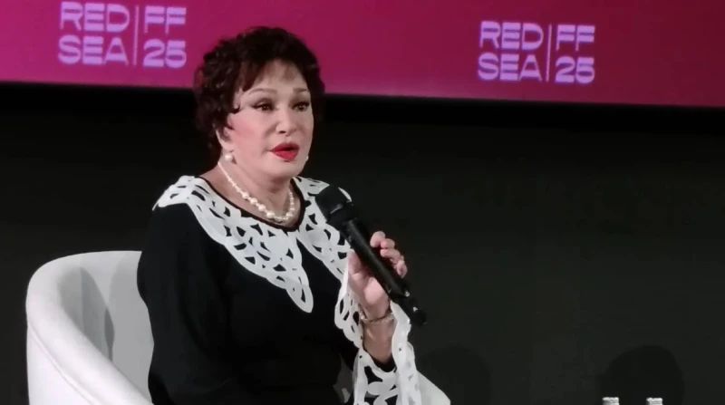 لبلبة: مش بصدق إني اشتغلت من سن 5 سنين وعادل إمام توأم روحي