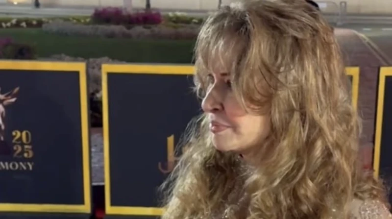 منورة لوحدها، ظهور مميز للفنانة نيللي في مهرجان وشوشة