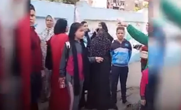 كارثة جديدة في مدرسة السيدة نفيسة الإبتدائية بمدينة السلام