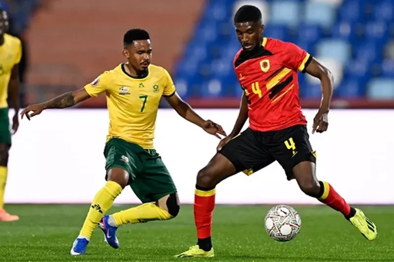 جنوب أفريقيا تركب مجموعة مصر بهدفين في أنجولا