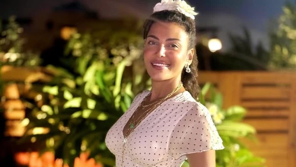 ريهام حجاج لآفاق عربية: أتمنى السعادة والنجاح وأحتفل بالعام الجديد مع أهلي