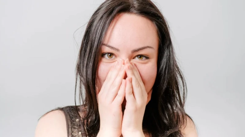 استجابة عصبية وفوائد اجتماعية، لماذا يحمر الوجه بعد المواقف المحرجة؟