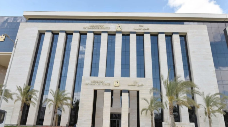 "العمل" تُعلن عن 747 وظيفة في شركات قطاع خاص بالجيزة