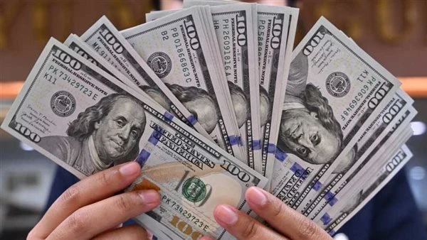 سعر الدولار مقابل الجنيه بختام تعاملات اليوم الثلاثاء بعد تراجعه داخل 7 بنوك مصريه