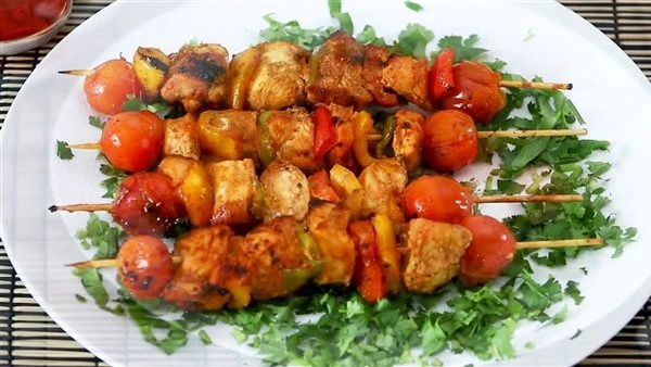 طريقة عمل الشيش طاووق، أكلة لذيذة وسريعة التحضير