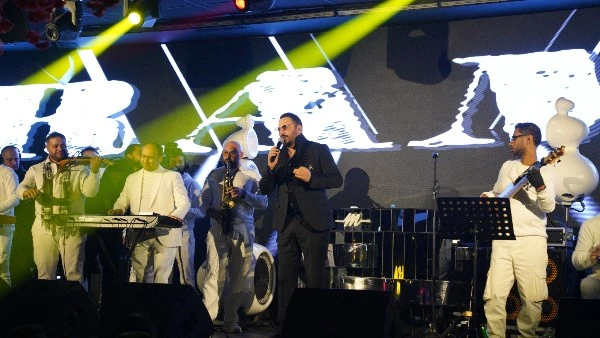 رامي عياش يشعل ليل الزمالك في سهرة استثنائية لاستقبال 2026 | صور