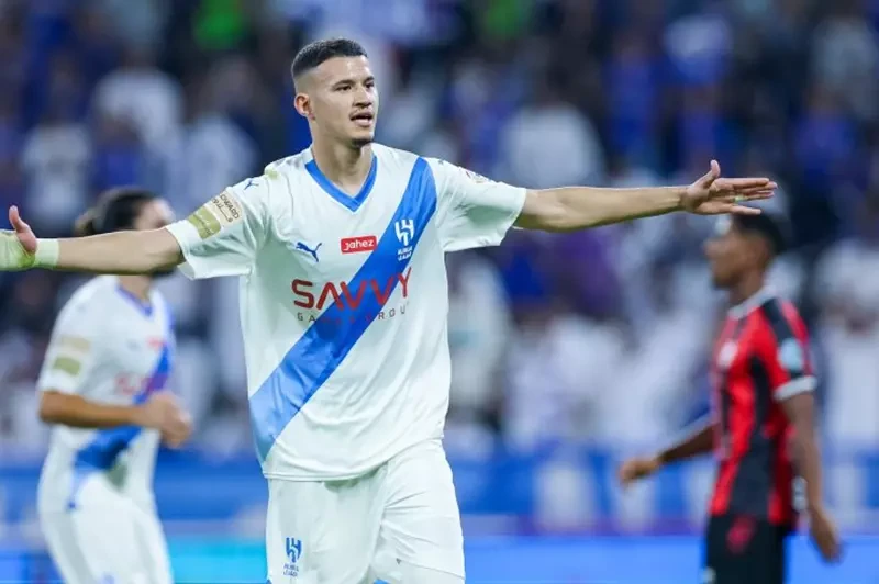 الحمدان في سباق الانتقالات.. الدرعية والنصر على الخط