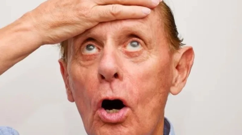 ليس من الدماغ.. جراح أعصاب يكشف مفاجأة صادمة عن بداية ظهور الخرف