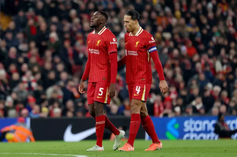 ليفربول يفتح باب الرحيل أمام كوناتي في يناير