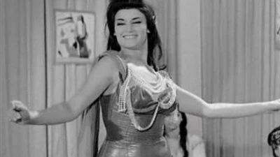 احترق شعرها وربحت 400 جنيه.. حكاية نجوى فؤاد مع الاحتفال بـ ليلة رأس السنة