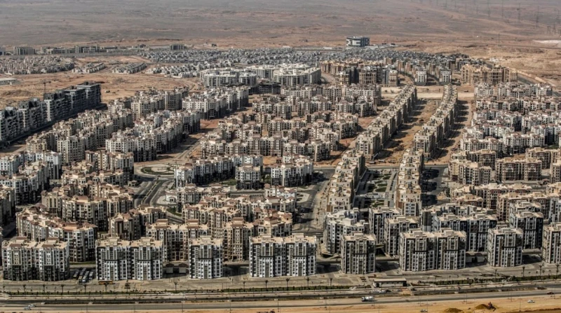 "ادفع واستنى"، كيف أصبح العملاء رهائن شركات العقارات المتعثرة؟