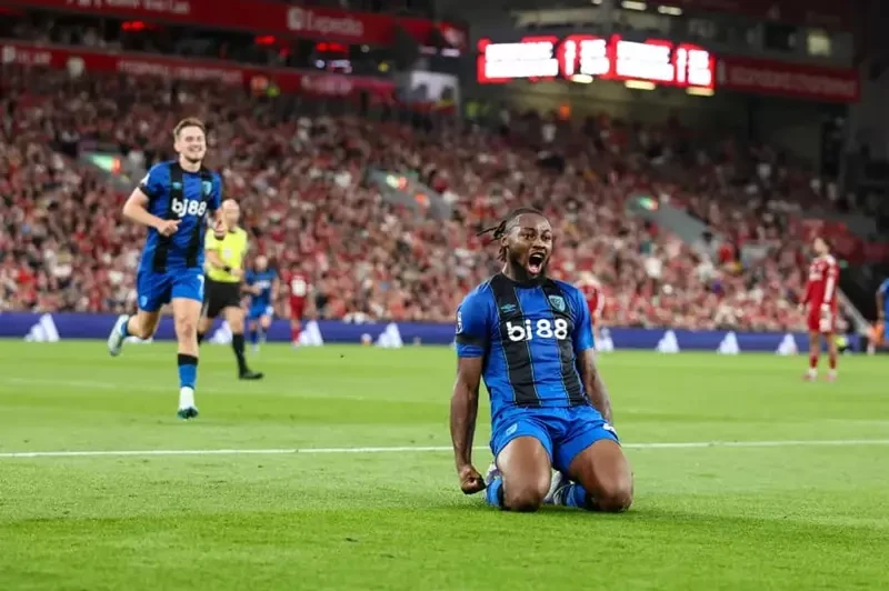 مانشستر سيتي يكسب السباق.. “سيمينيو” في الطريق