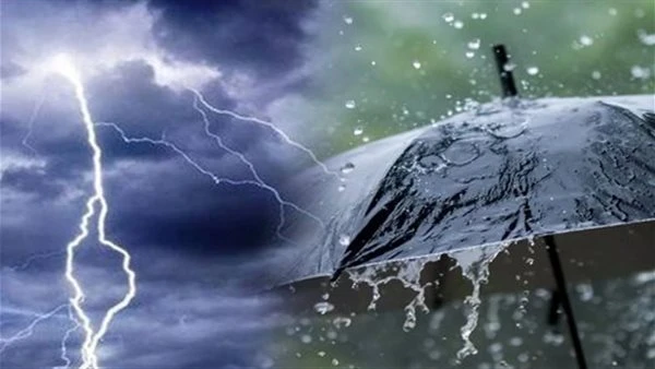 طقس شديد البرودة وأمطار متفرقة واضطراب الملاحة أول أيام 2026