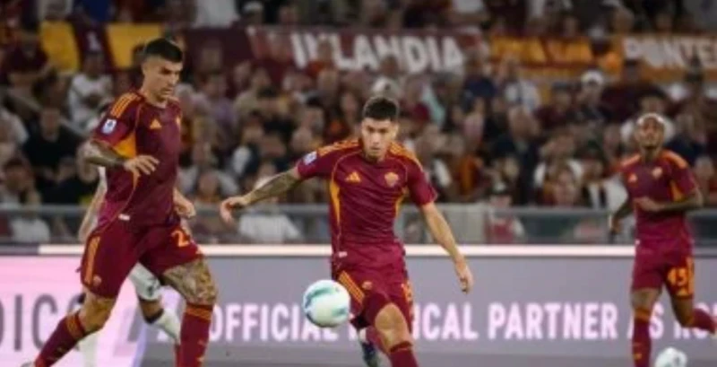 روما تواجه كومو في صراع على المربع الذهبي بالدوري الإيطالي