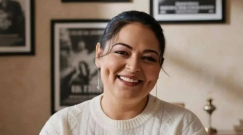 نيفين مندور.. مشوار فني من "اللي بالي بالك" إلى "مطعم تشي توتو"