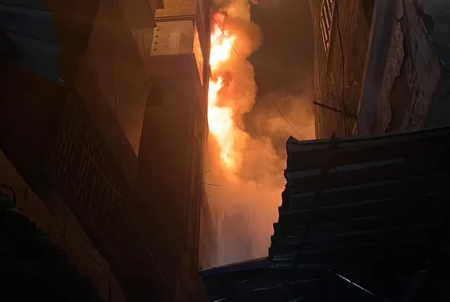 اسماء 5 ضحايا و 13 مصاب في حريق سوق الخواجات بالمنصورة