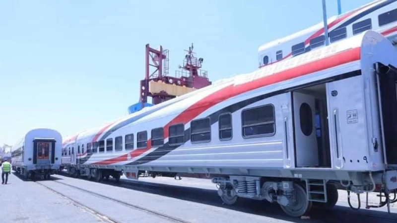 اصطدام قطار بسيارة نقل على خط مطروح: قدر ولطف الحمد لله