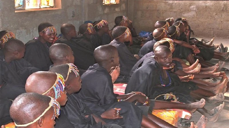 صاموا عن الماء، وفاة 41 شابًا بسبب الختان في جنوب أفريقيا