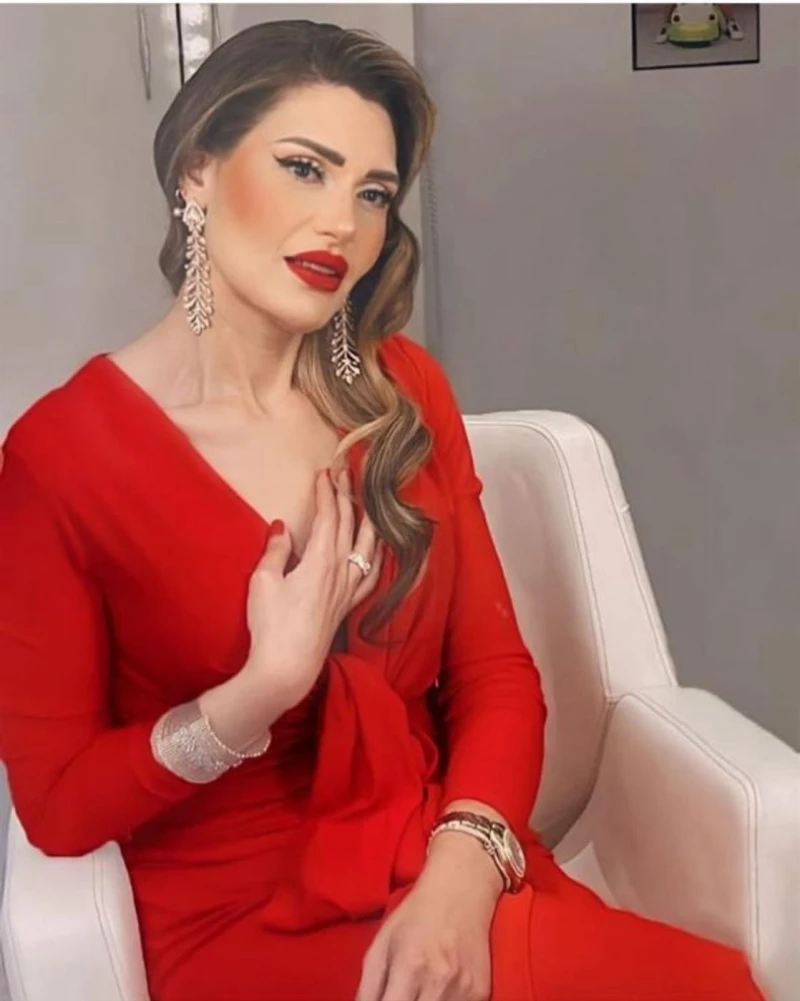 من هي دينا طلعت التي ارتبط اسمها بعمرو أديب