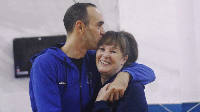 الأم ضد الابن.. مباراة تونسية تدخل التاريخ