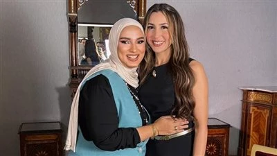 جنات: صحتي اتدمرت بعد وفاة والدي وعشت هوس فقدان المقربين