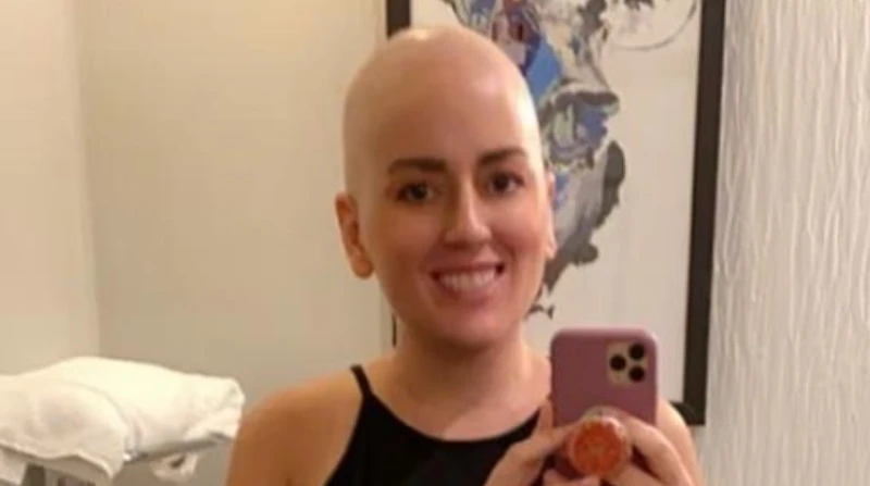 من ألم بسيط لورم خطير، أمريكية تكتشف إصابتها بالسرطان بـ"أعراض غريبة"