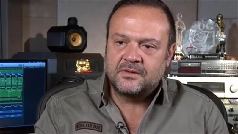 الموزع الموسيقي عادل حقي يعلن وفاة بنته ساندرا بكلمات مؤثرة