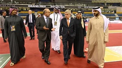 عبد المنعم الحسيني يلتقي توماس باخ في بطولة الجائزة الكبرى بقطر 