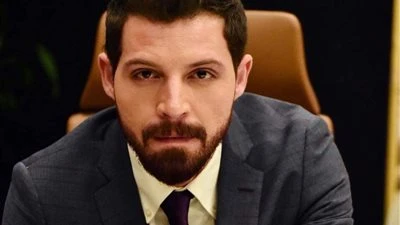 عايزة تاخد ابني وتهرب.. محمود حجازي ينفي تعديه على زوجته بالضرب