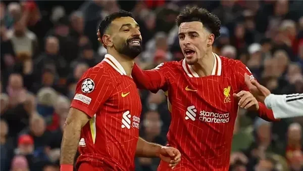 تبرعات محمد صلاح لإعمار كنيسة الجيزة ومعهد الأورام.. مثال حي للإنسانية