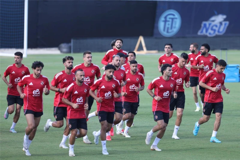 ليس إمام عاشور.. رد نهائي من الأهلي بشأن عرض كريستال بالاس