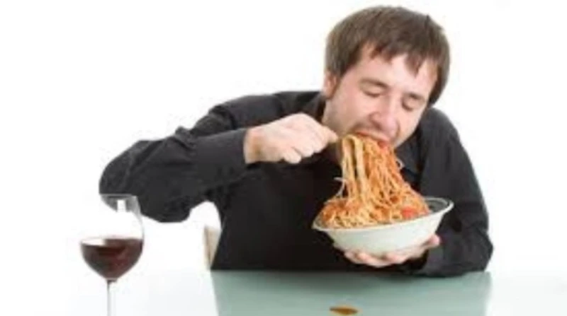 "الجوع والغضب".. العلماء يفسرون السبب المدهش وراء شعورنا بالانفعال